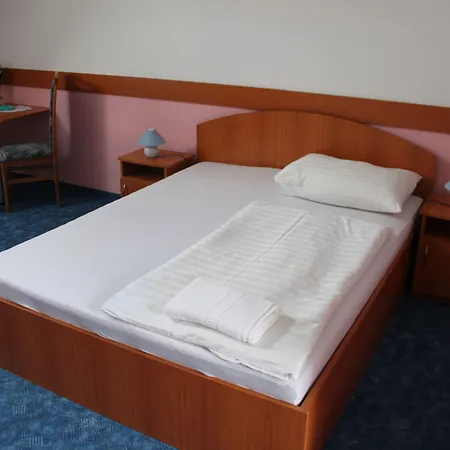 Blue House Konukevi 3*