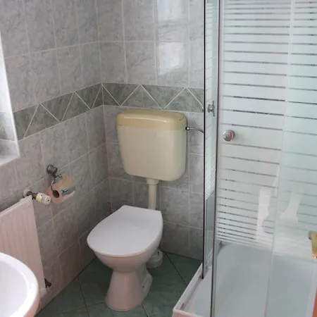 Blue House Konukevi 3*