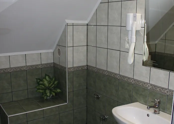 ゲストハウス Blue House ヘーヴィーズ