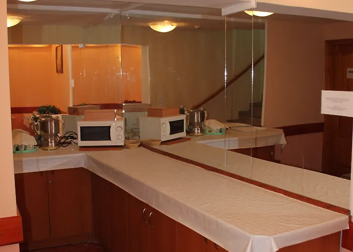 Blue House ゲストハウス ヘーヴィーズ