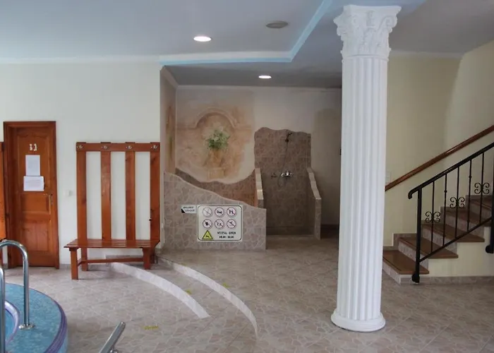 ゲストハウス Blue House ヘーヴィーズ