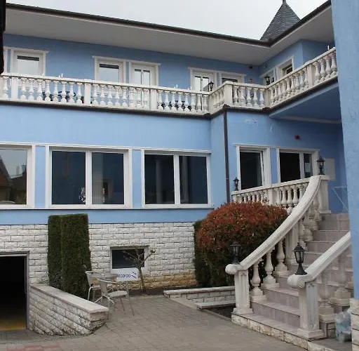 ゲストハウス Blue House 3*