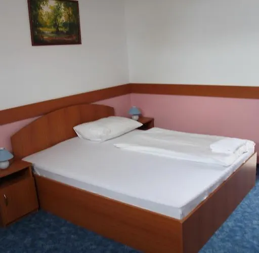 Blue House ゲストハウス 3*