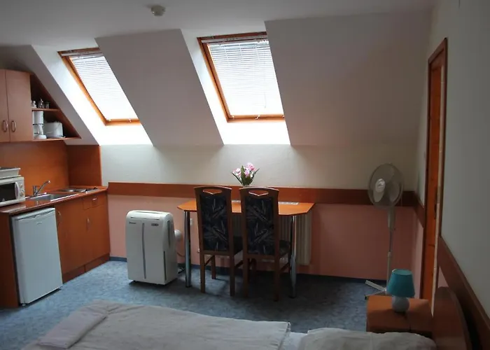 ゲストハウス Blue House